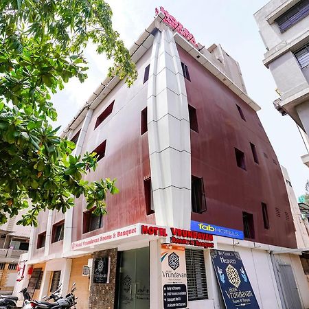 Fabhotel Vrundavan, Athwa Bhatha 外观 照片