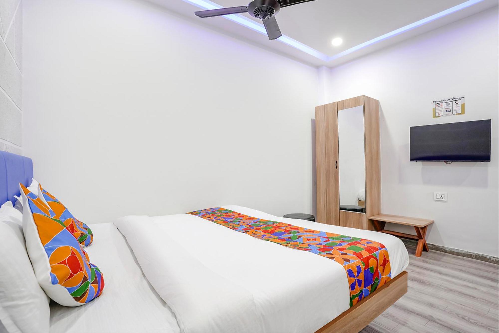 Fabhotel Vrundavan, Athwa Bhatha 外观 照片