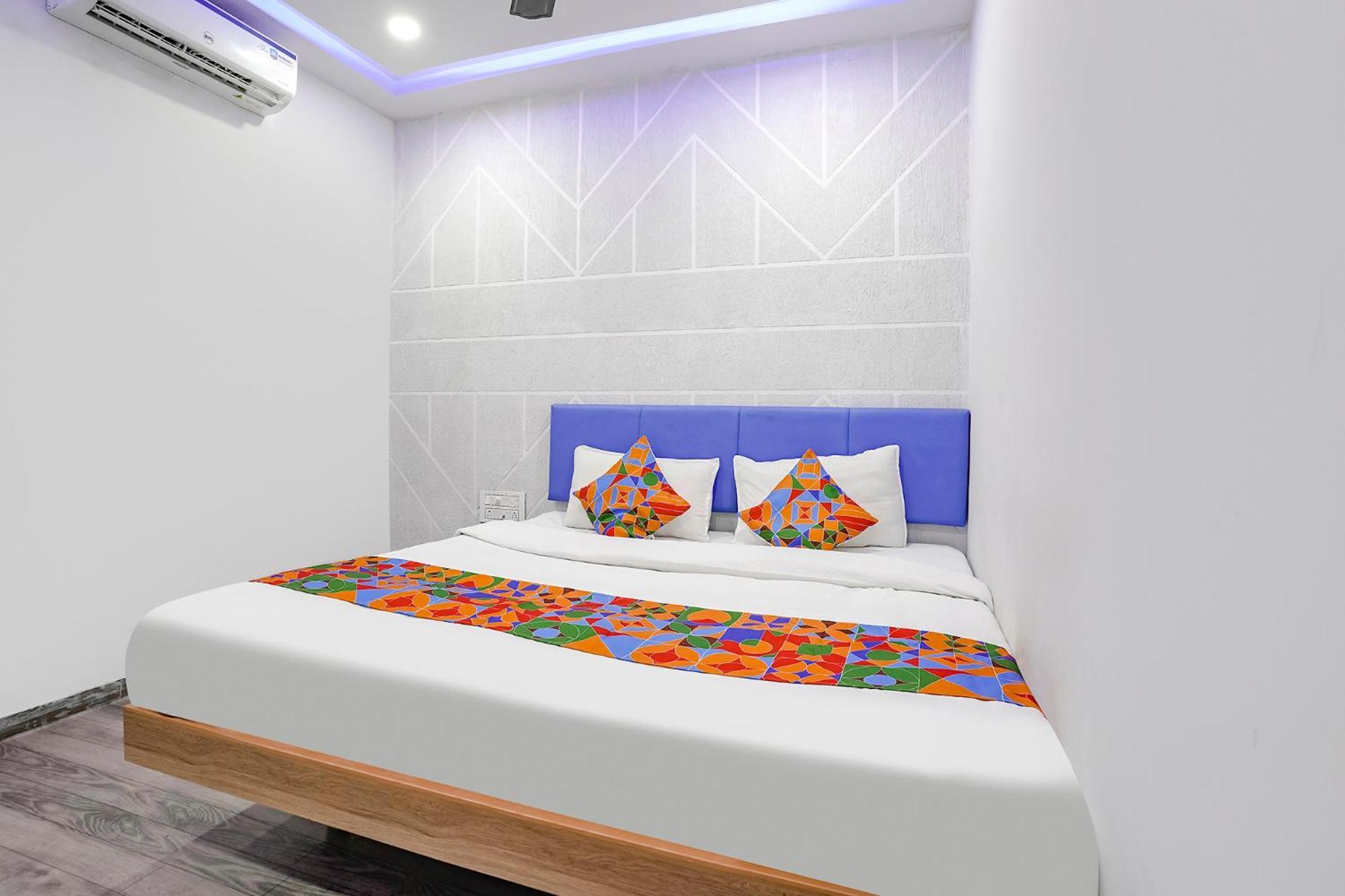 Fabhotel Vrundavan, Athwa Bhatha 外观 照片