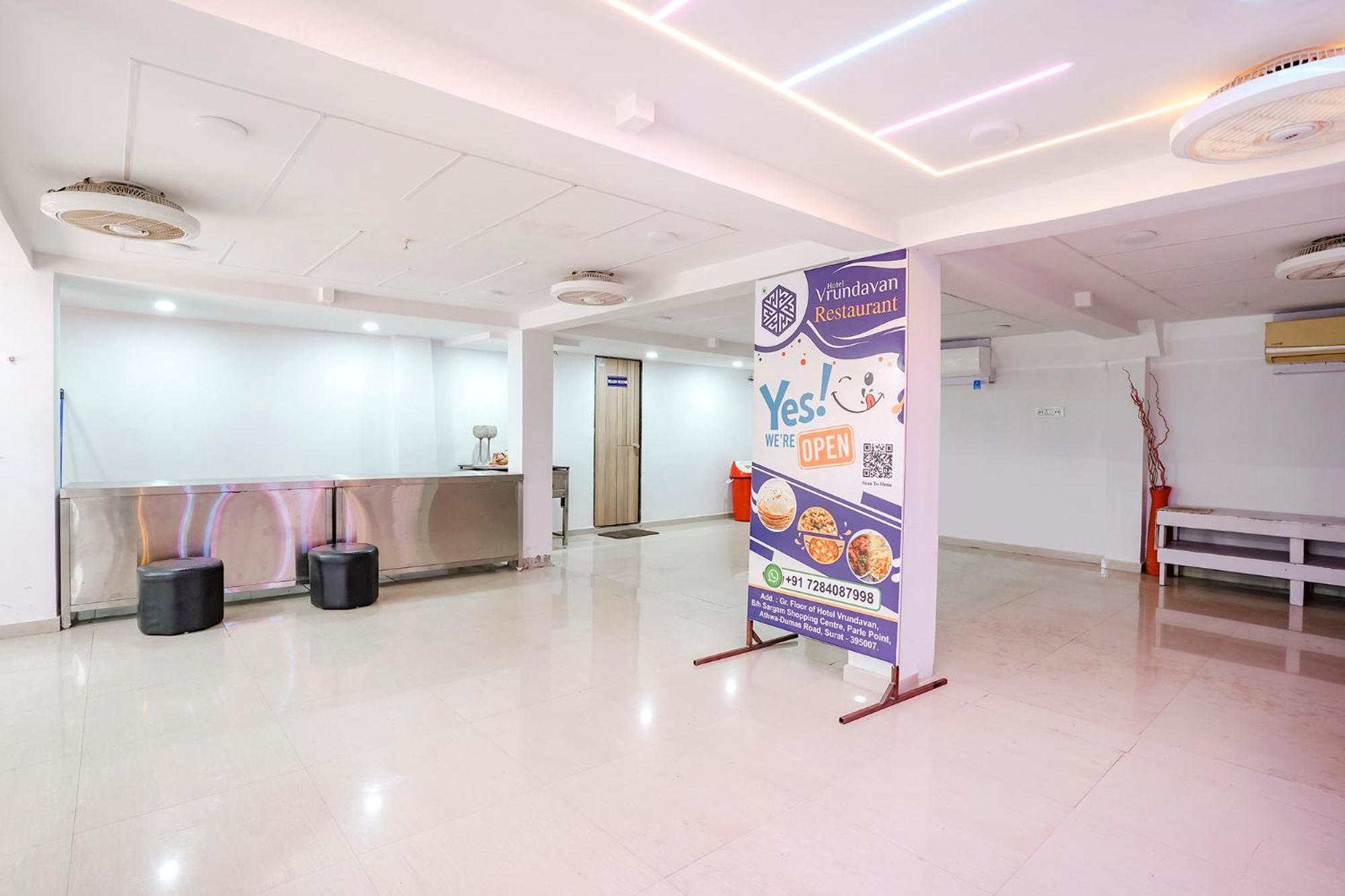 Fabhotel Vrundavan, Athwa Bhatha 外观 照片